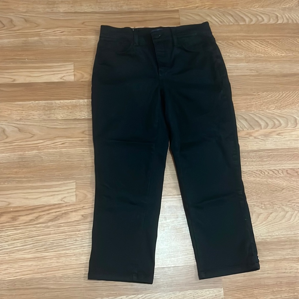 NYDJ Black Karen Capri Jeans Sz 2